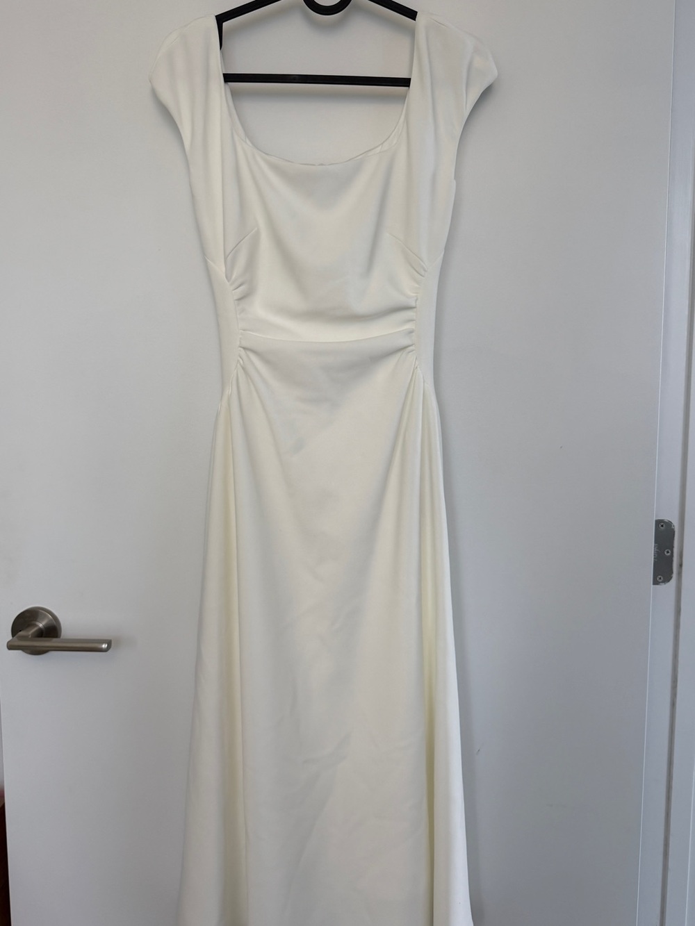 Maxi Dress with Scoop Neck - Cream Cap-Sleeve
